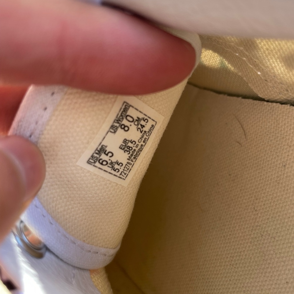 Vans - Picture 3 of 3